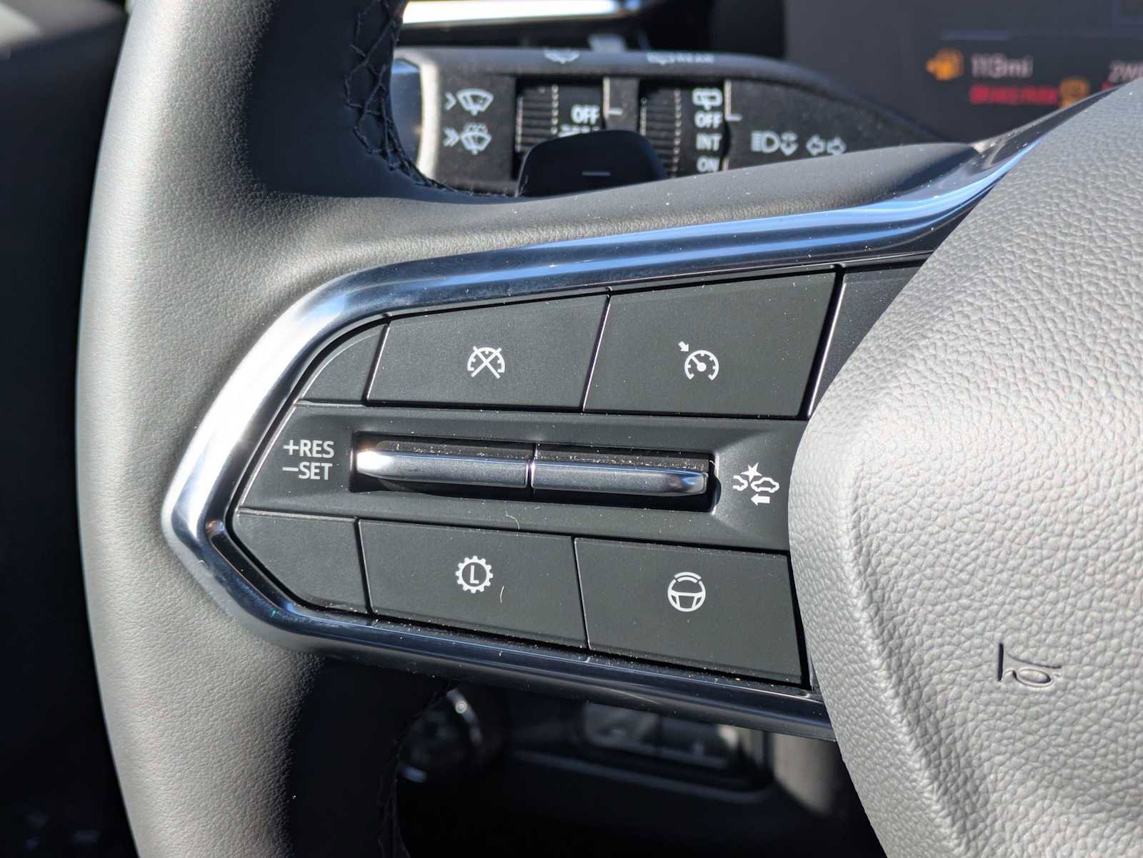 New 2026 Chevrolet Suburban High Country image 25