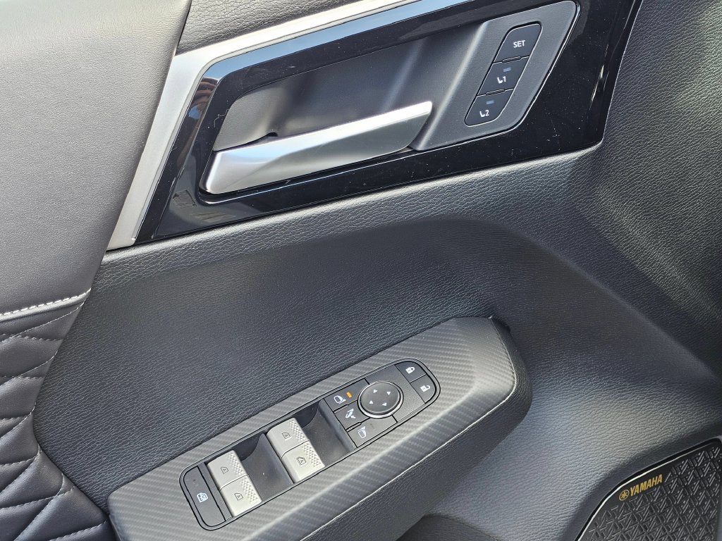 New 2026 Mitsubishi Outlander 4WD Plug-In Hybrid image 20