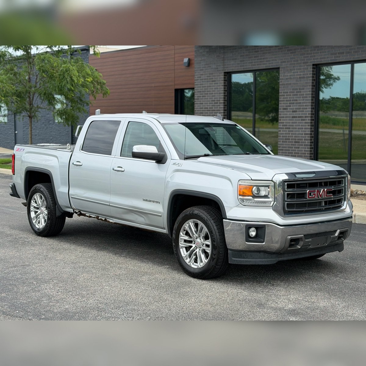 Used 2014 GMC Sierra 1500 SLT w/ Suspension Package, Off-Road AWD/4WD image 1