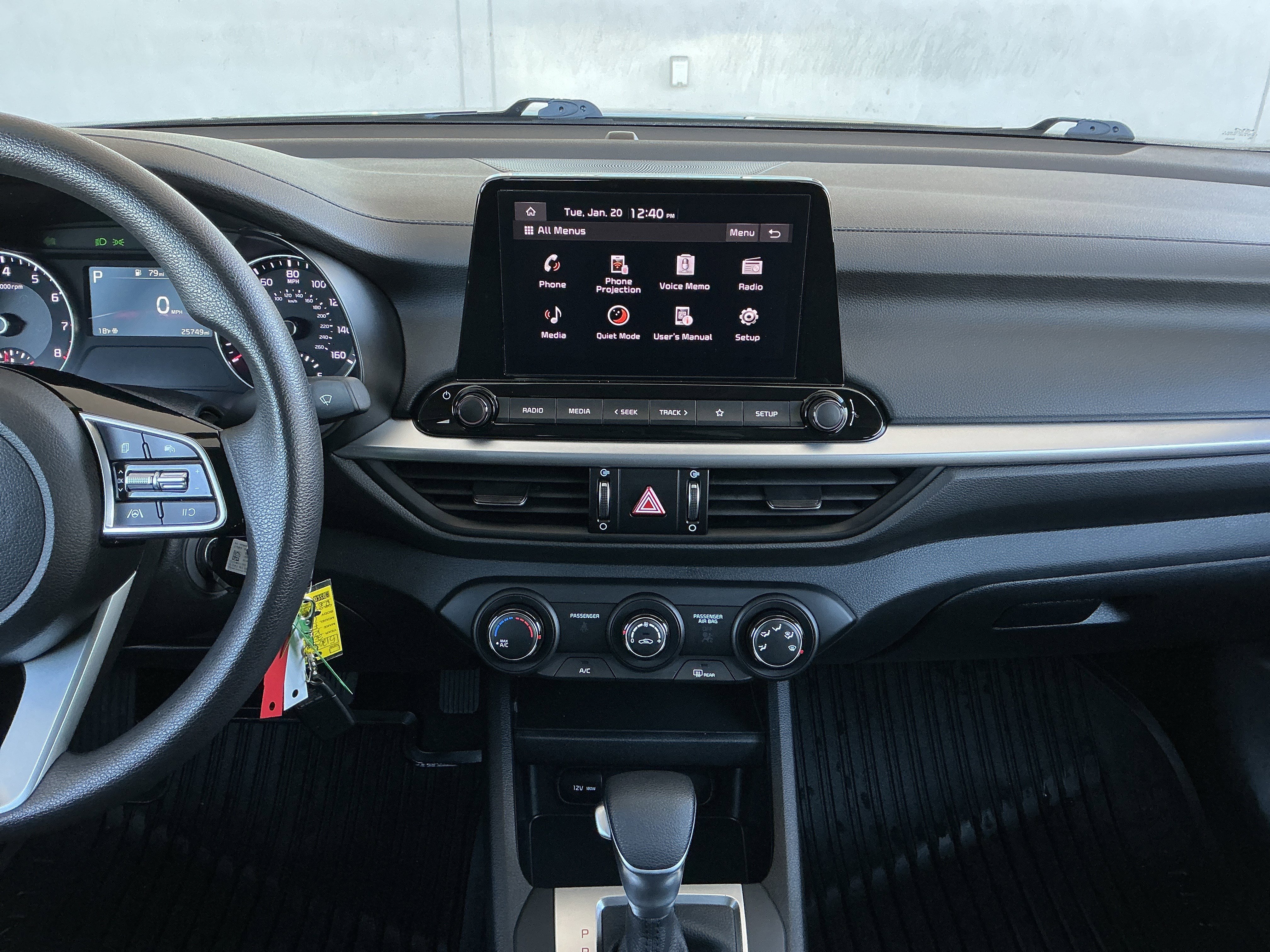 Used 2024 Kia Forte LXS w/ LXS Technology Package image 9