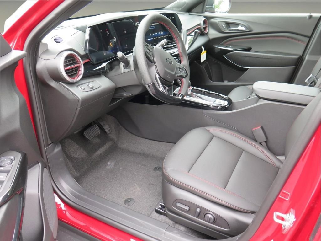 New 2026 Chevrolet Trax RS w/ Driver Confidence Package FWD image 9