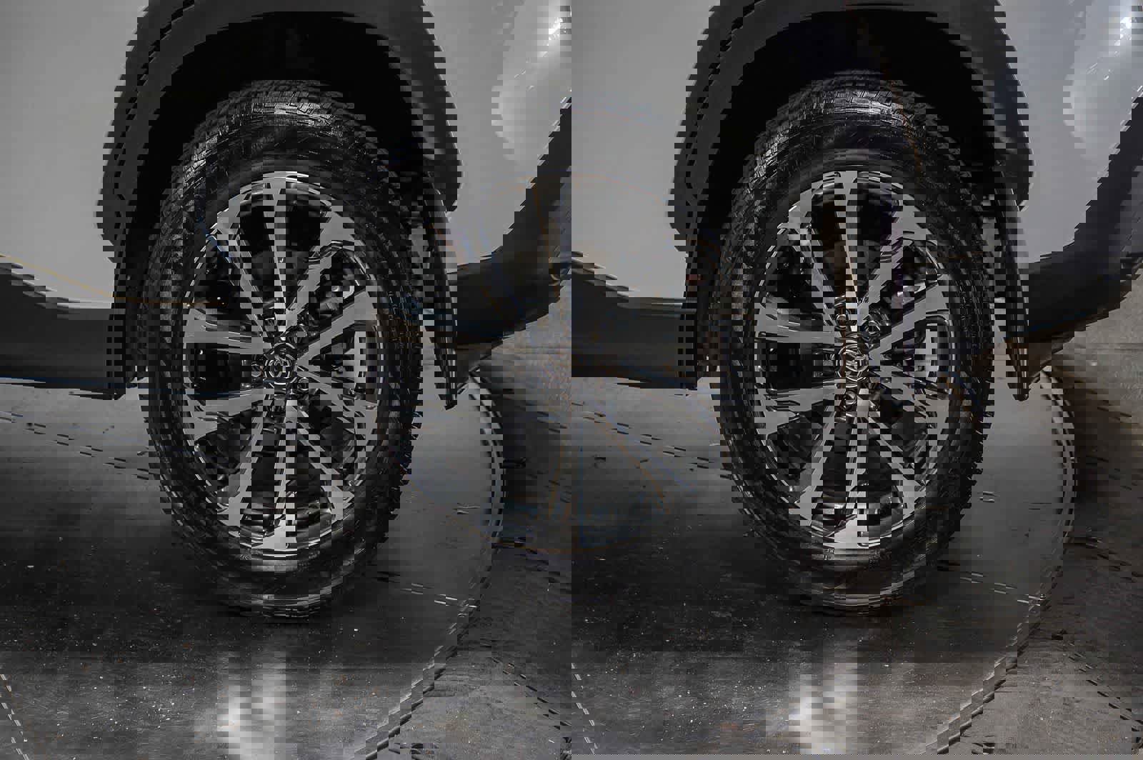 Certified 2025 Toyota Corolla Cross XLE w/ Convenience Package AWD/4WD image 11