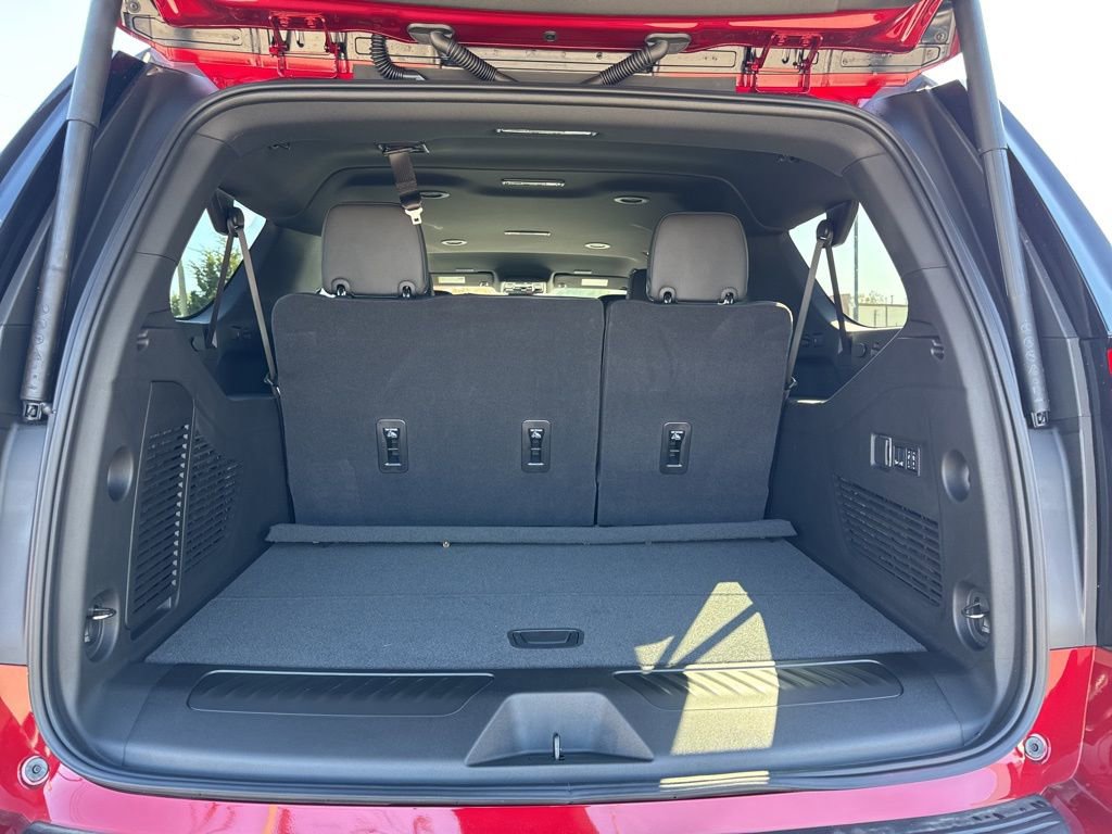 New 2026 GMC Yukon XL Elevation w/ LPO, Elevation Black Package image 33