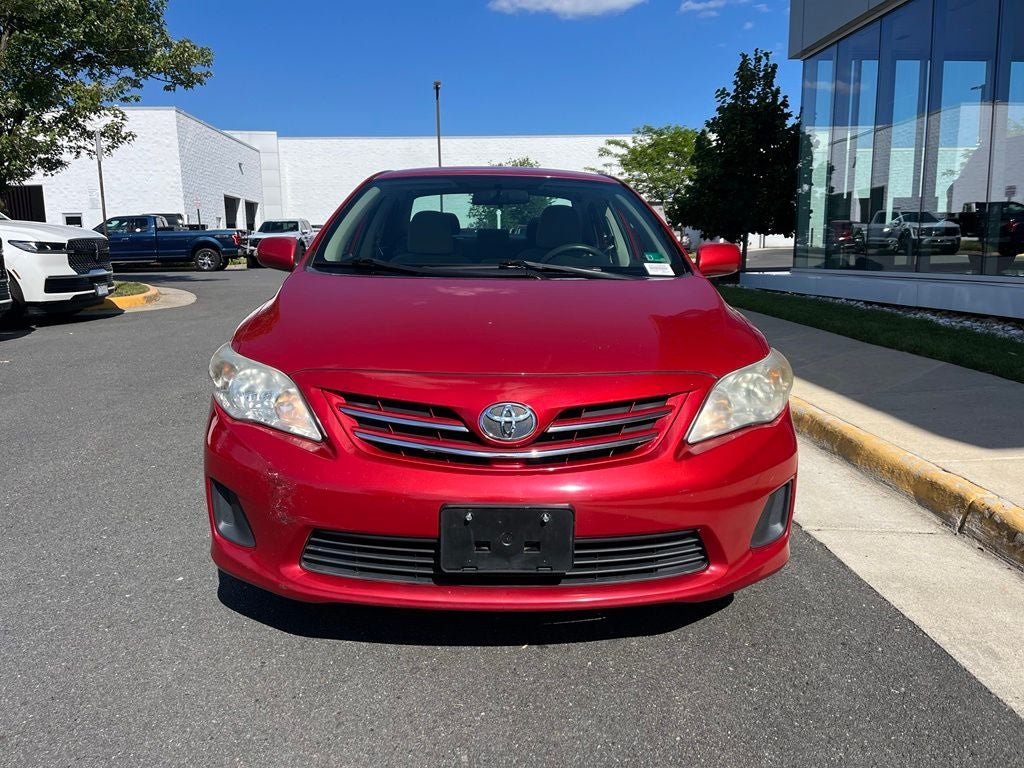 Used 2013 Toyota Corolla LE FWD image 2