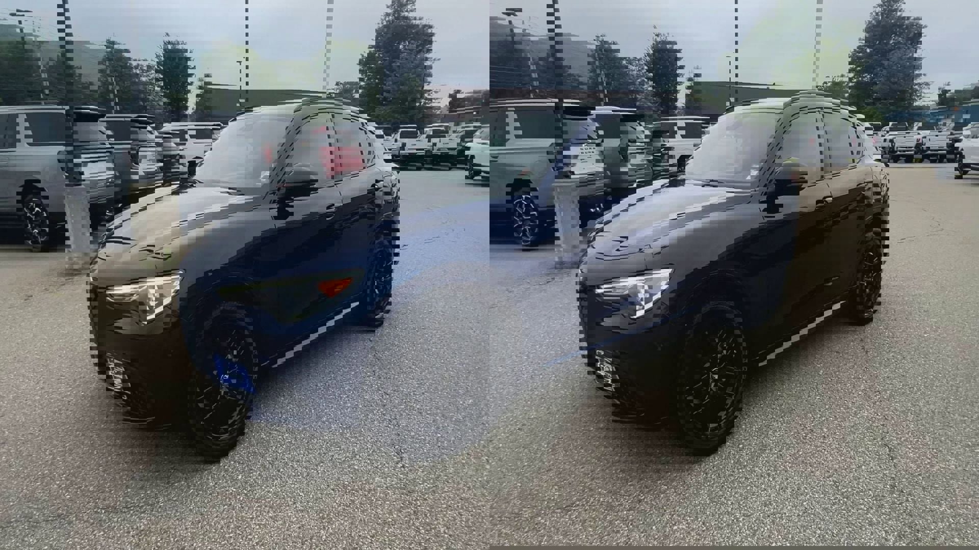 Used 2021 Alfa Romeo Stelvio Ti w/ Nero Edizione image 60