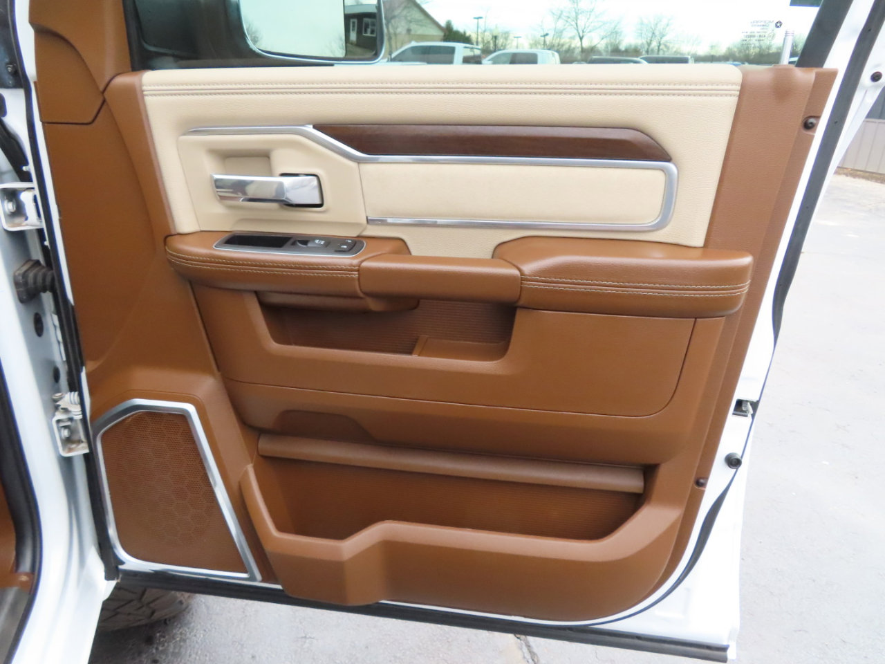 Used 2022 RAM 2500 Laramie image 52