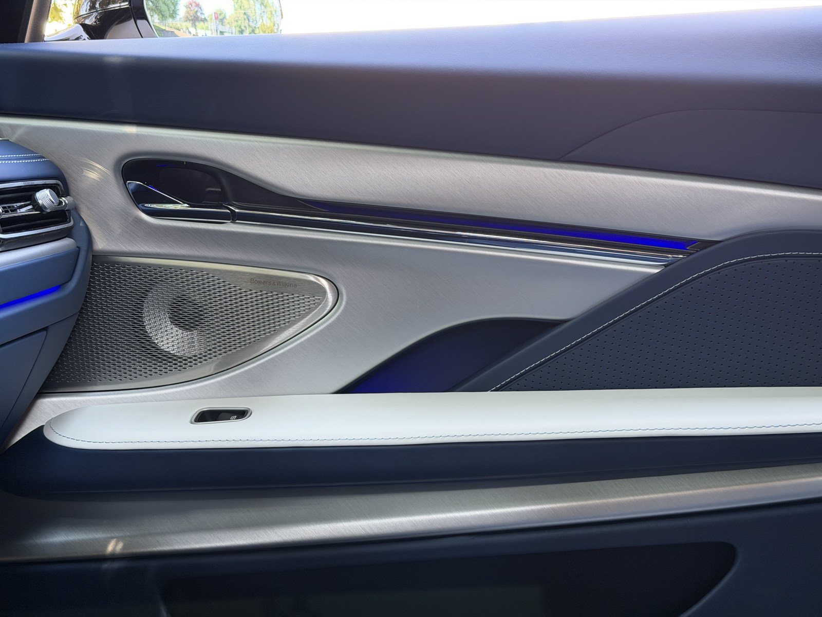 New 2026 Aston Martin DB12 Convertible RWD image 35