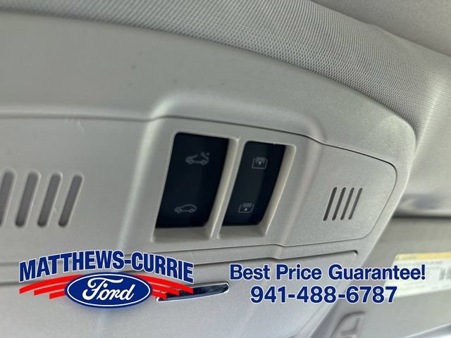 Used 2020 Buick Envision Essence w/ LPO, Cargo Package FWD image 21