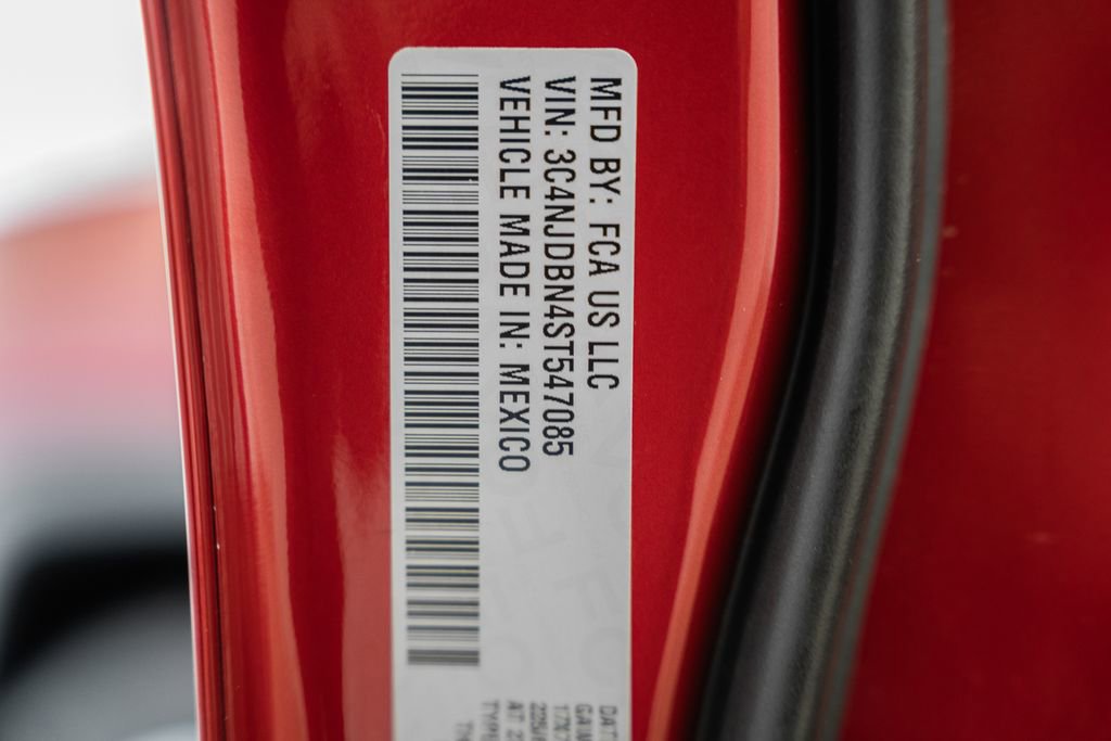 Certified 2025 Jeep Compass Latitude w/ Sun & Sound Group image 48