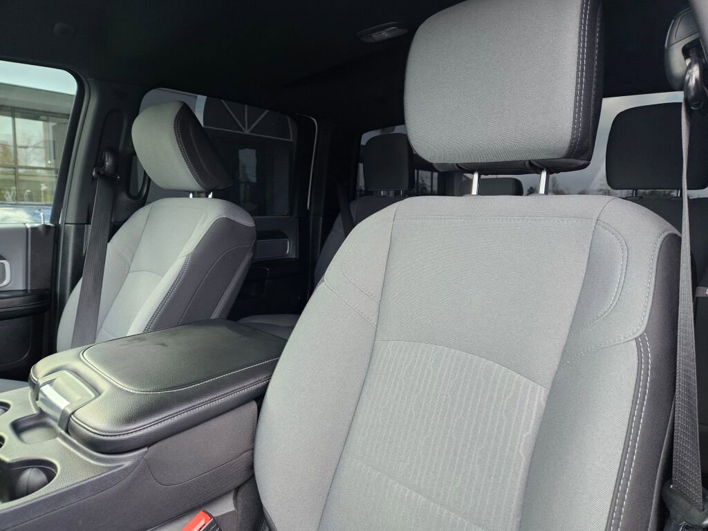 Used 2022 RAM 3500 Big Horn w/ Cold Weather Group AWD/4WD image 14