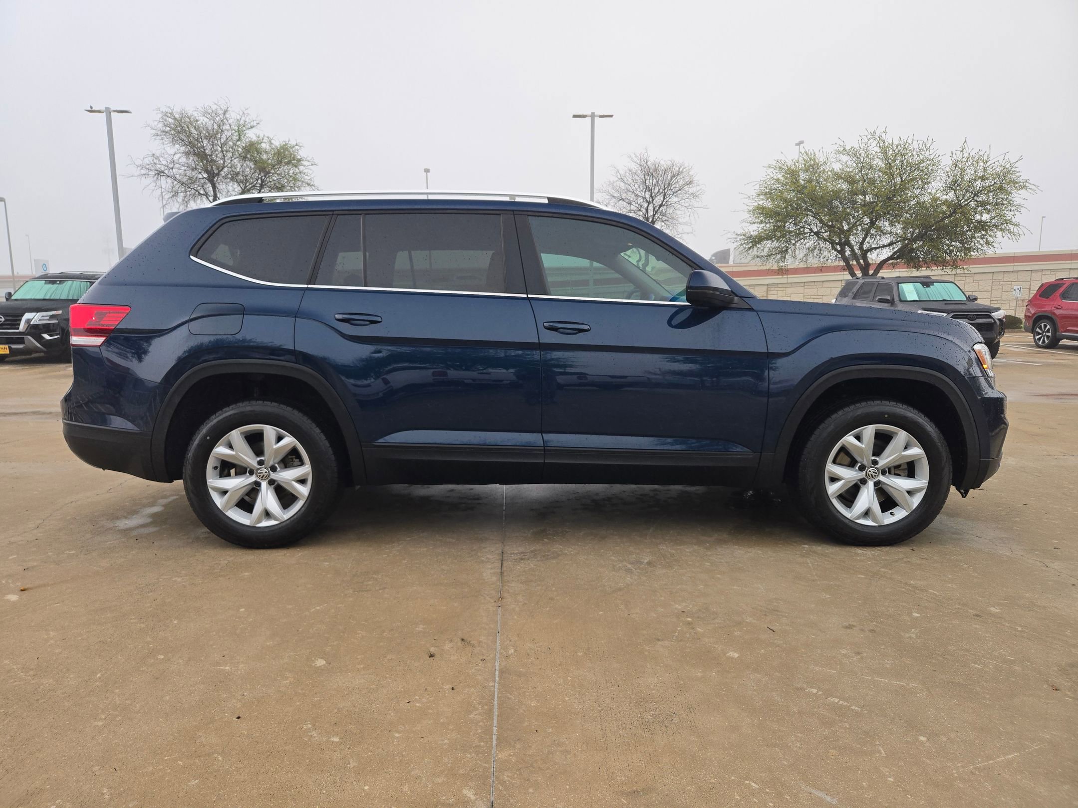 Used 2018 Volkswagen Atlas S image 8