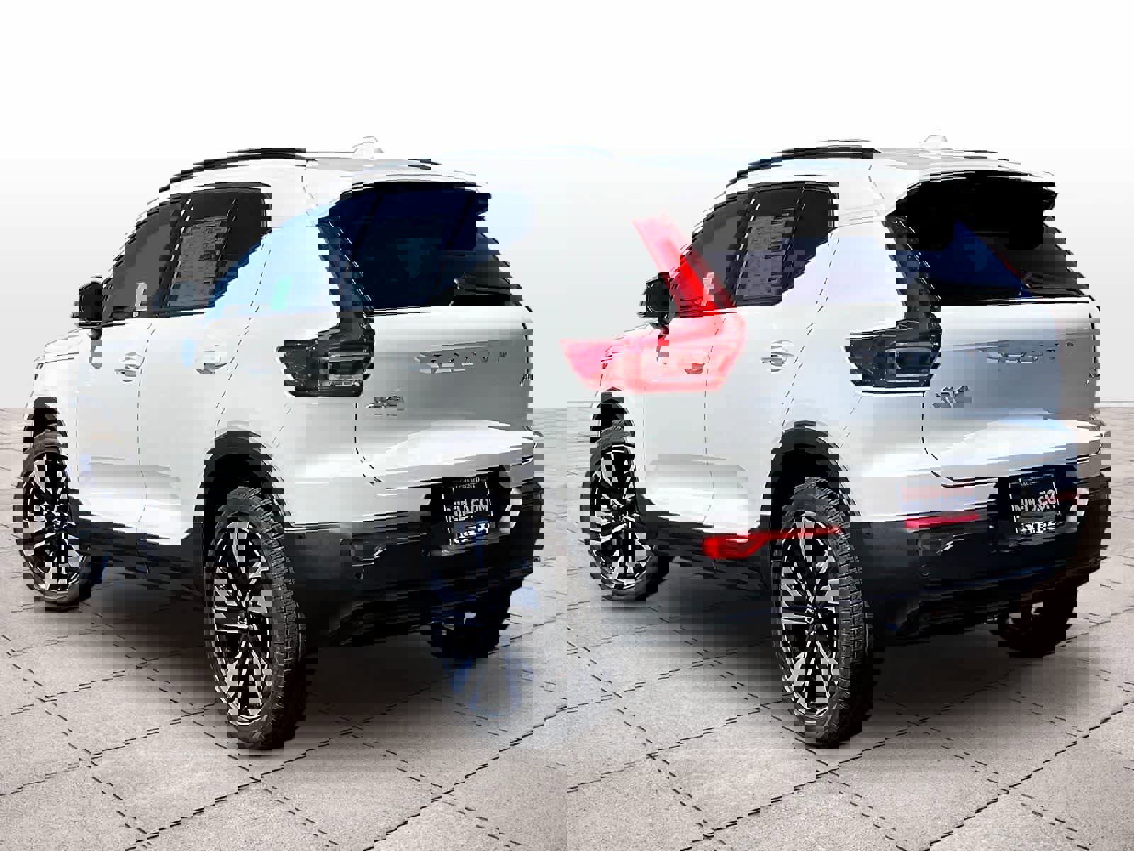 New 2026 Volvo XC40 B5 Ultra w/ Climate Package image 3