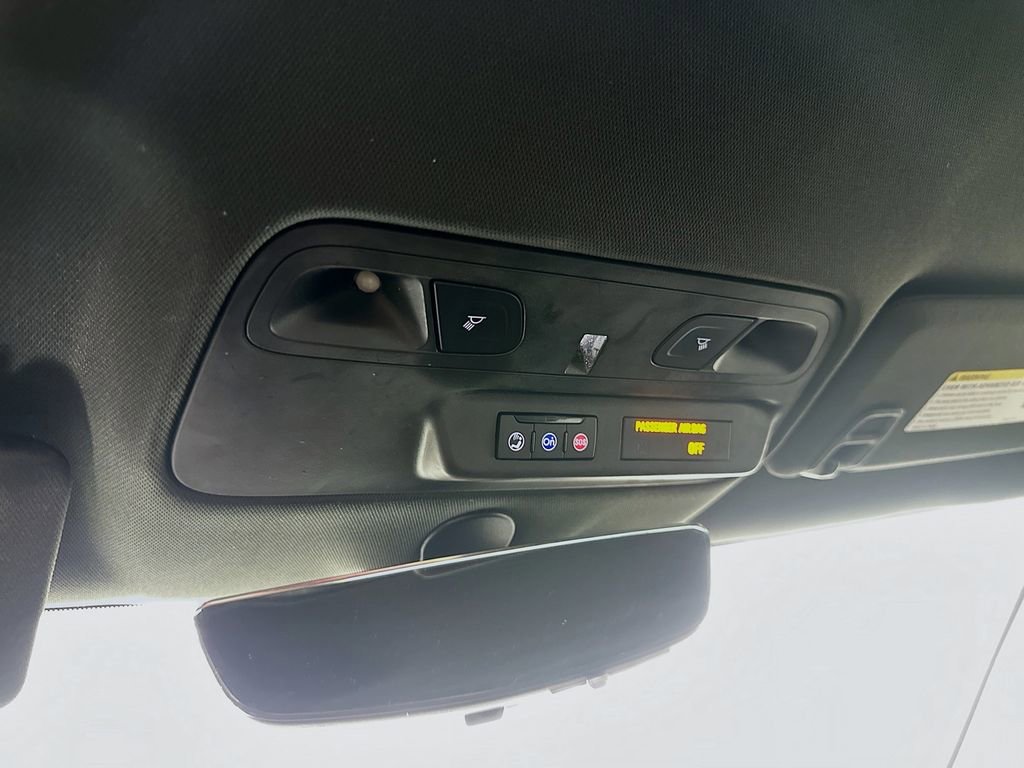 Used 2021 Chevrolet Camaro SS image 30