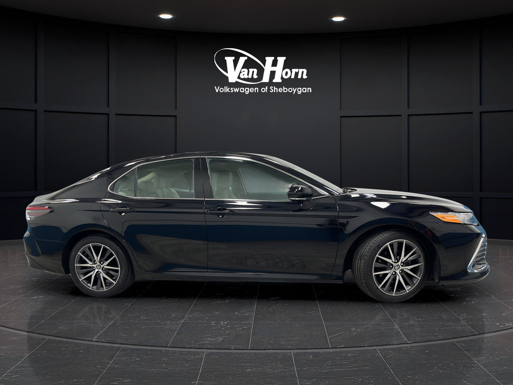 Used 2023 Toyota Camry XLE w/ Cold Weather Package FWD image 8
