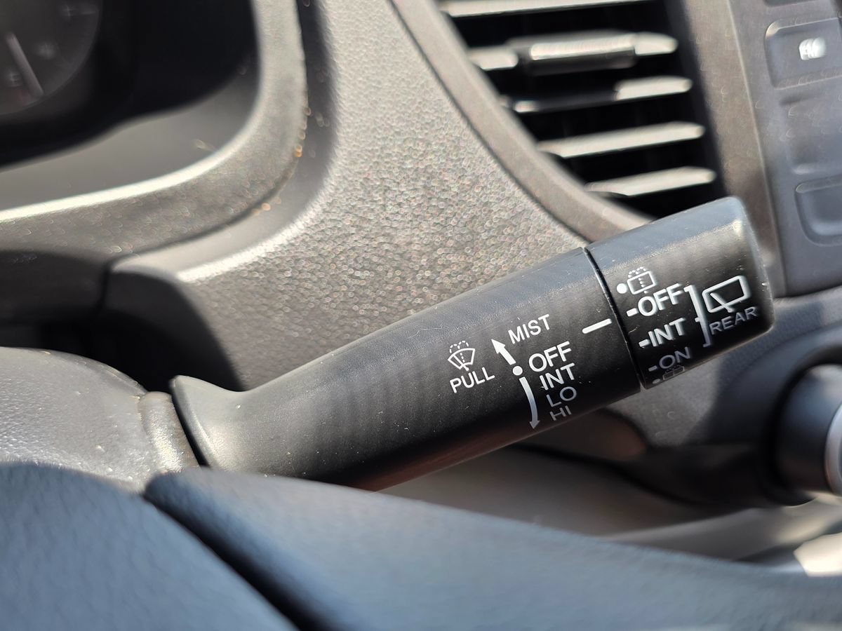 Used 2012 Honda CR-V LX image 46