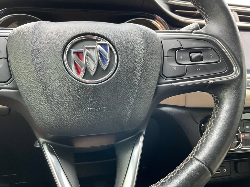Used 2020 Buick Encore GX Essence w/ Experience Buick Package AWD/4WD image 19