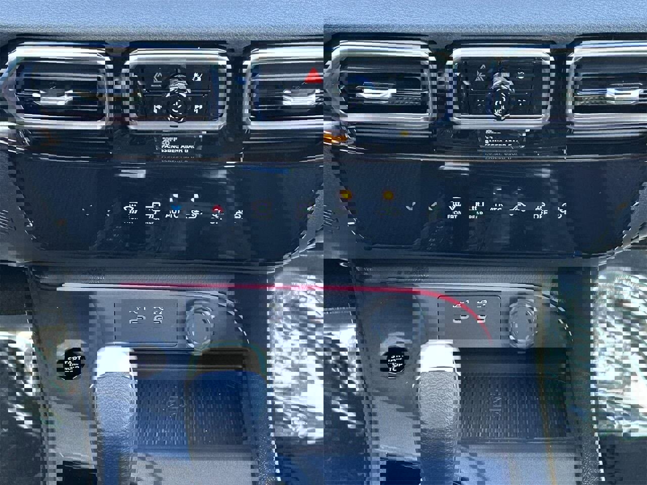 New 2026 Nissan Sentra SR w/ Floor Mat Package image 21