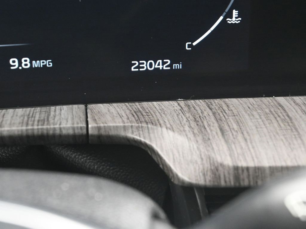 Used 2023 Kia Telluride SX Prestige image 16