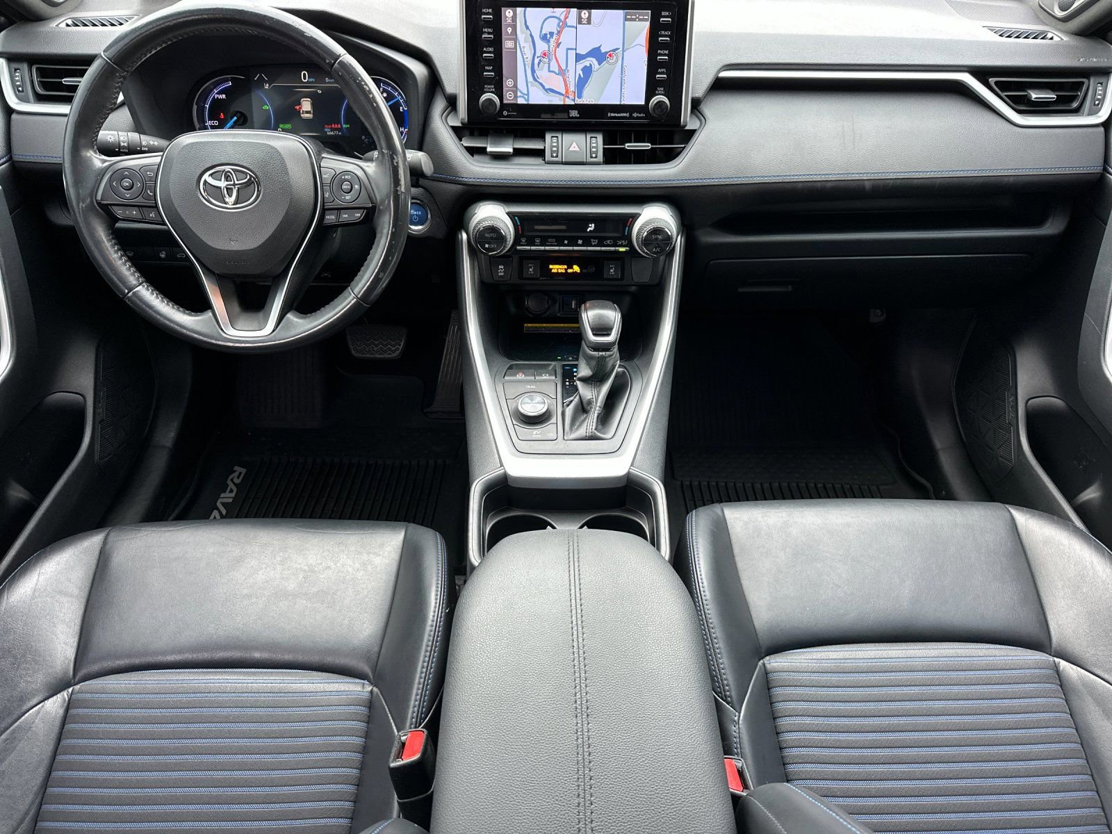 Used 2019 Toyota RAV4 XSE AWD/4WD image 13