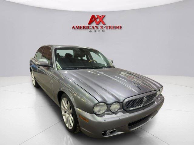 Used 2008 Jaguar XJ8 RWD image 9
