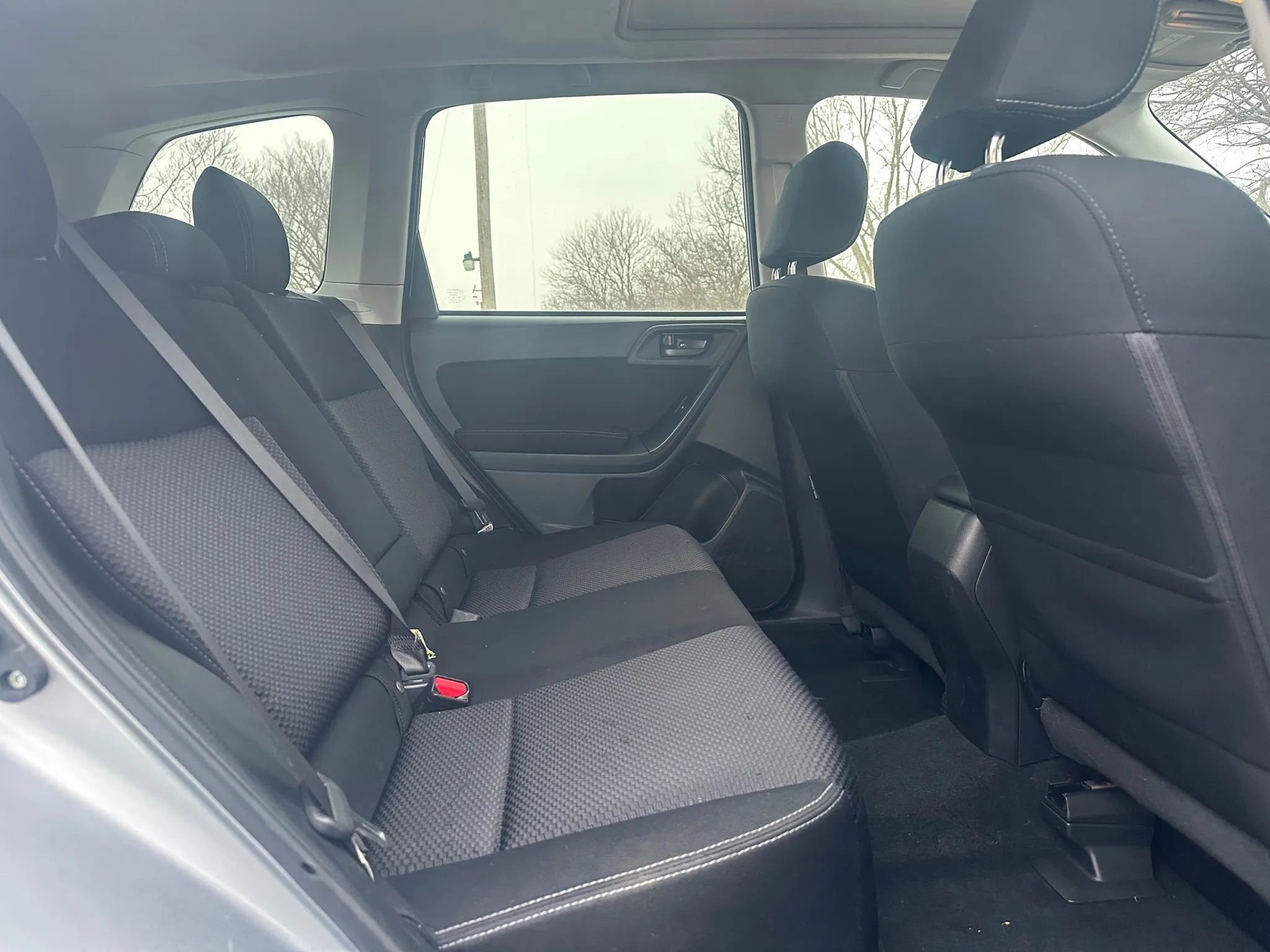 Used 2014 Subaru Forester 2.5i Premium w/ All-Weather Package AWD/4WD image 34