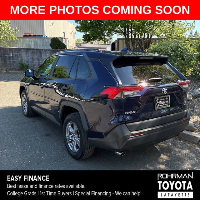 Used 2022 Toyota RAV4 XLE AWD/4WD image 3