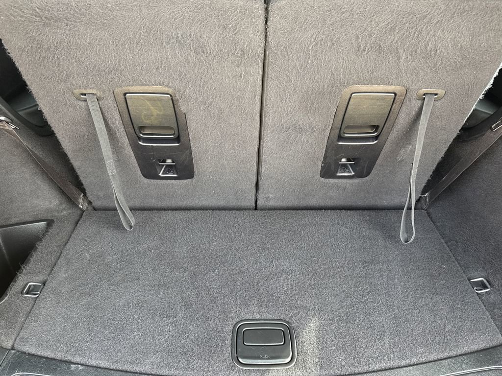 Used 2023 Dodge Durango SXT Launch Edition RWD image 10