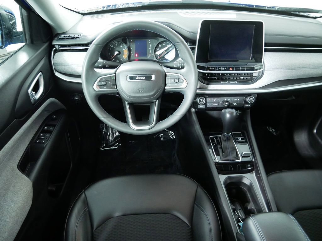 Used 2022 Jeep Compass Latitude image 20