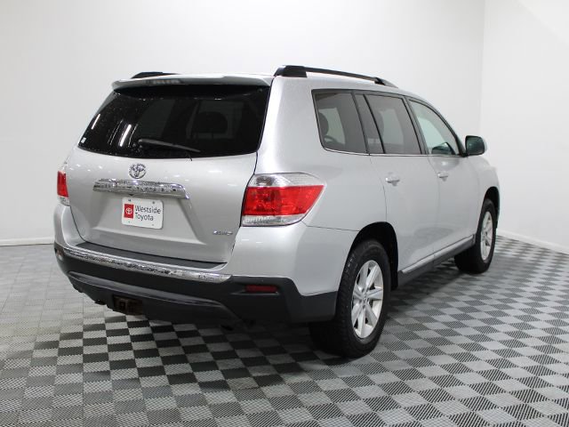 Used 2013 Toyota Highlander SE AWD/4WD image 6