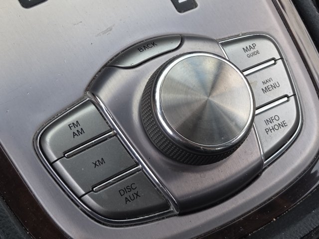 Used 2011 Hyundai Genesis 4.6 RWD image 6