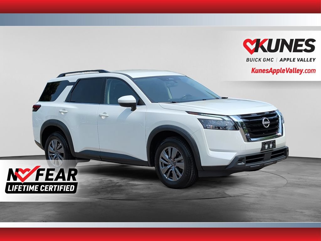 Used 2025 Nissan Pathfinder SV AWD/4WD image 1