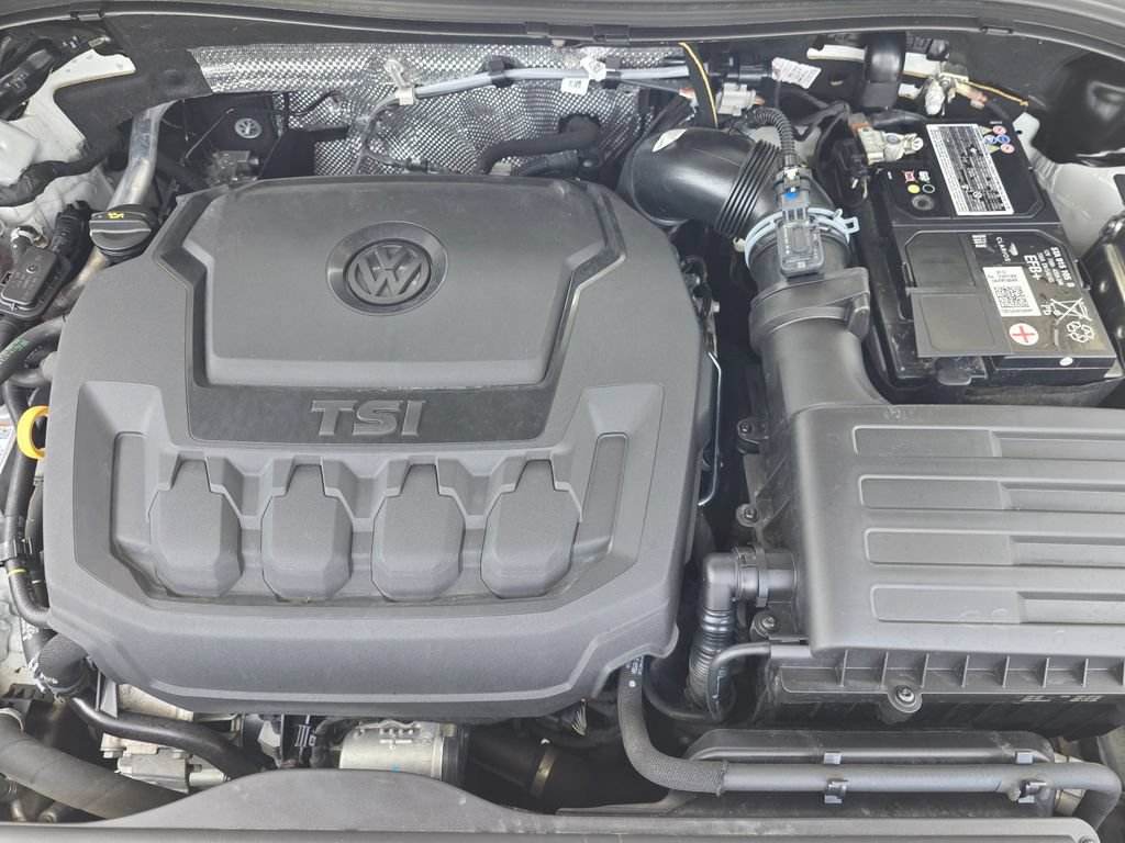 Used 2023 Volkswagen Tiguan SE R-Line FWD image 28