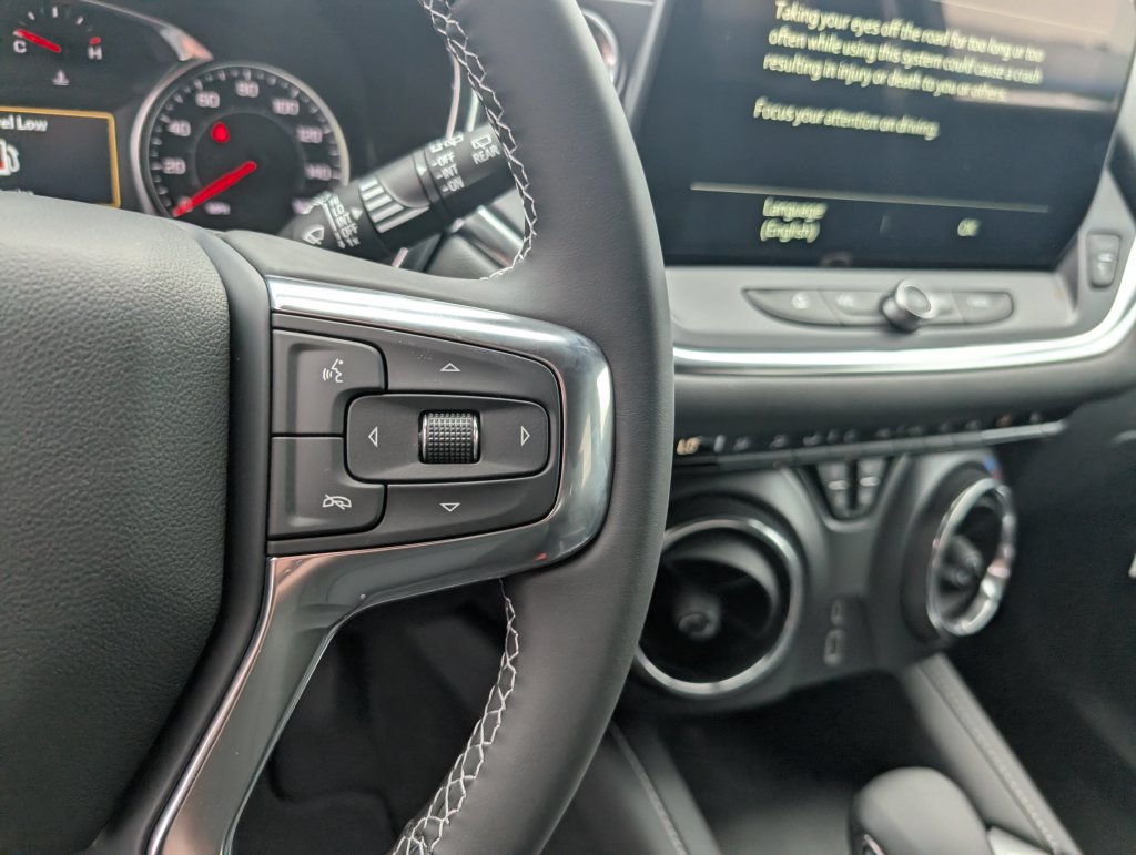 New 2026 Chevrolet Blazer LT w/ Midnight/Sport Edition AWD/4WD image 17