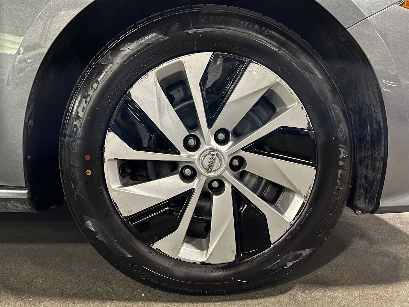 Used 2020 Nissan Altima 2.5 S FWD image 9