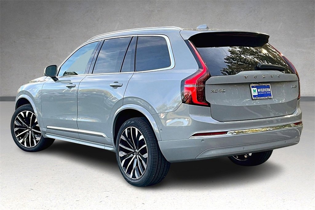 New 2026 Volvo XC90 B6 Plus w/ Protection Package image 3