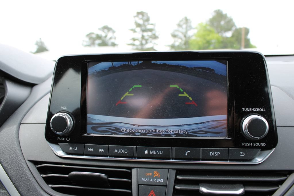 Used 2024 Nissan Altima 2.5 S FWD image 16