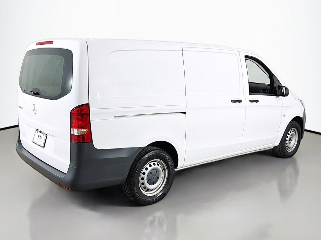 Used 2022 Mercedes-Benz Metris image 5