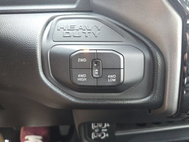 Certified 2025 RAM 2500 Big Horn AWD/4WD image 18