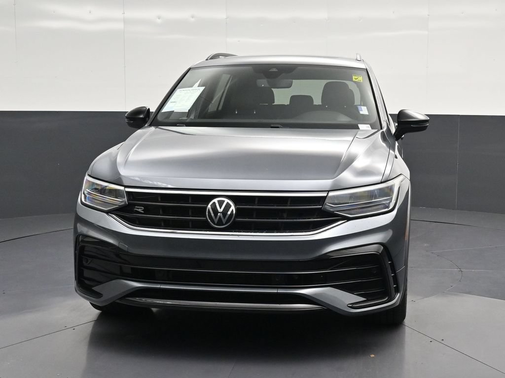 Used 2023 Volkswagen Tiguan SE R-Line FWD image 6