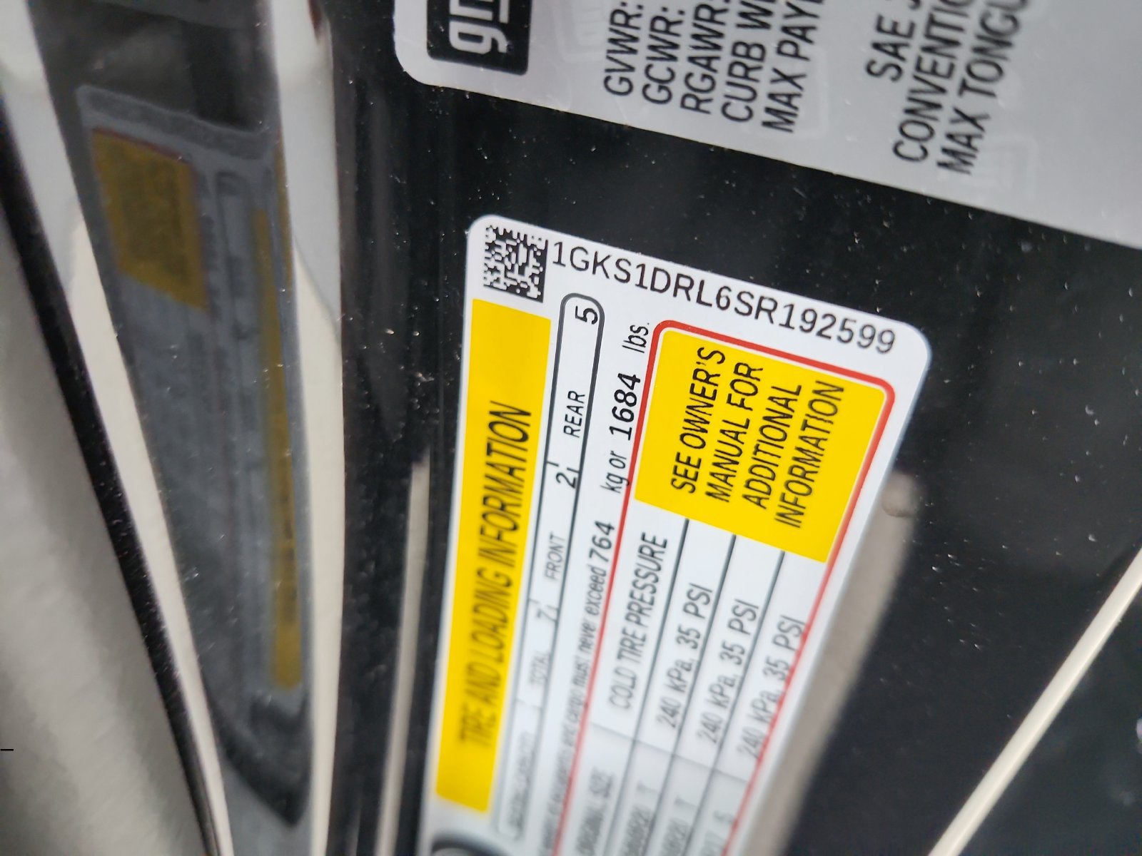 Used 2025 GMC Yukon Denali RWD image 20