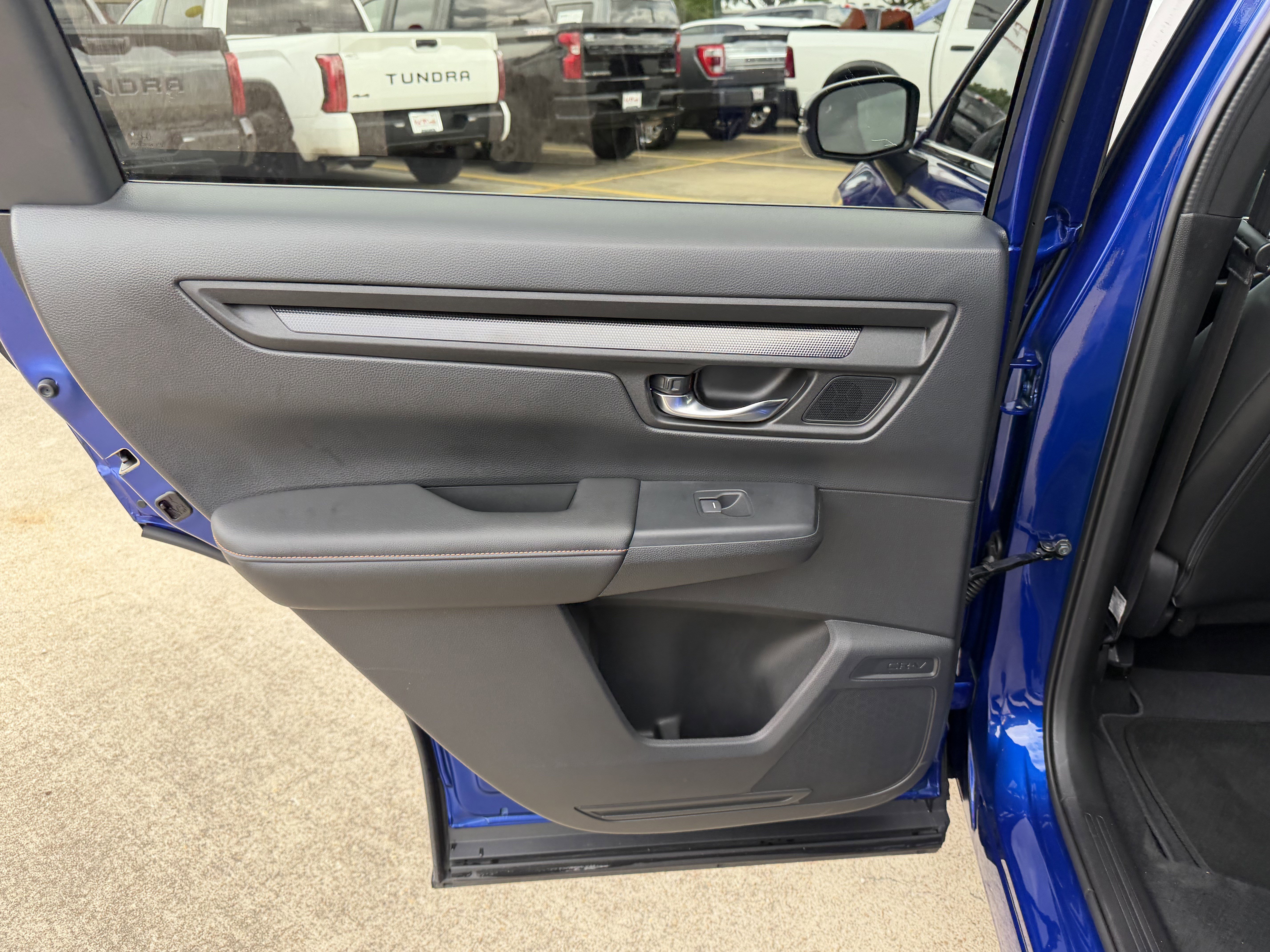 Used 2025 Honda CR-V Sport-L image 16