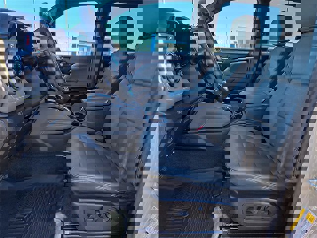 Used 2023 Chevrolet Colorado ZR2 w/ ZR2 Convenience Package III image 10