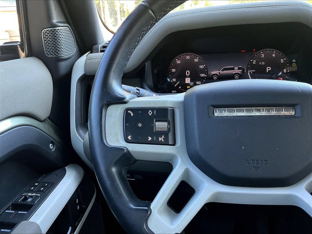 Used 2023 Land Rover Defender 110 SE AWD/4WD image 11