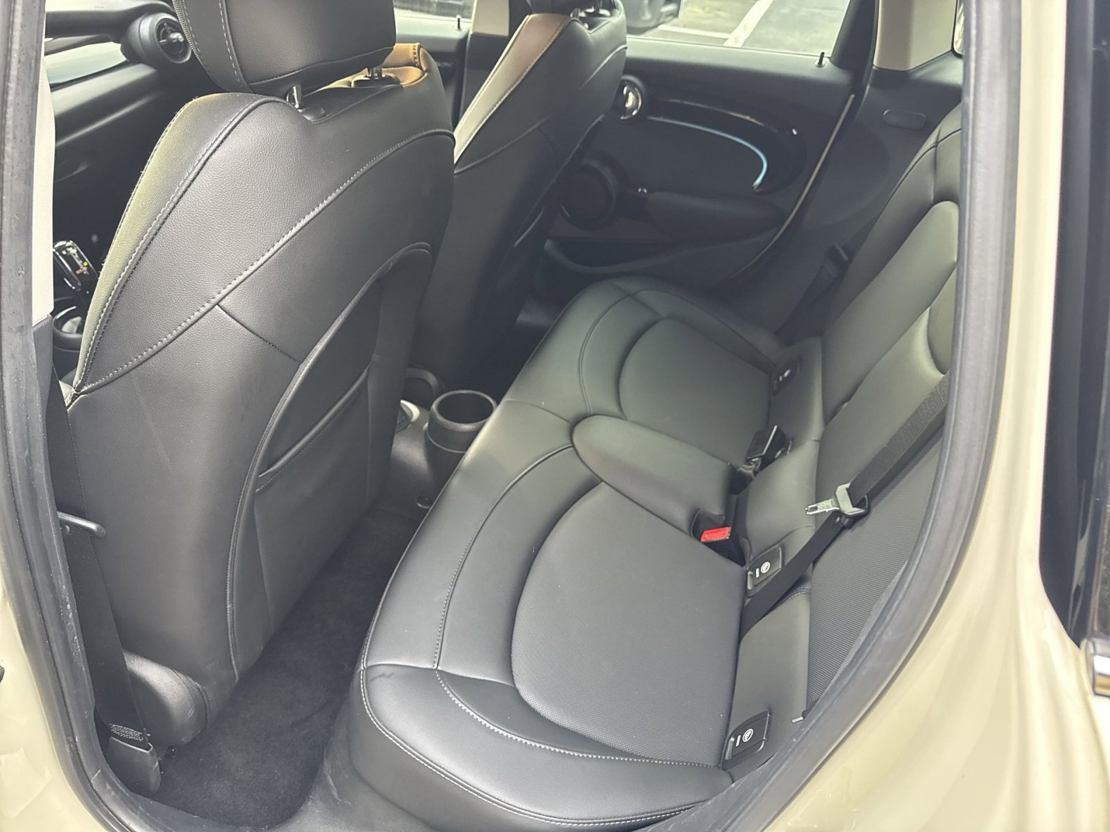 Used 2022 MINI Cooper S image 23