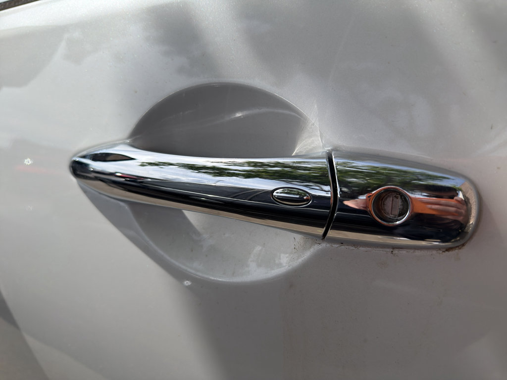 Used 2023 INFINITI QX80 Luxe w/ Cargo Package image 12