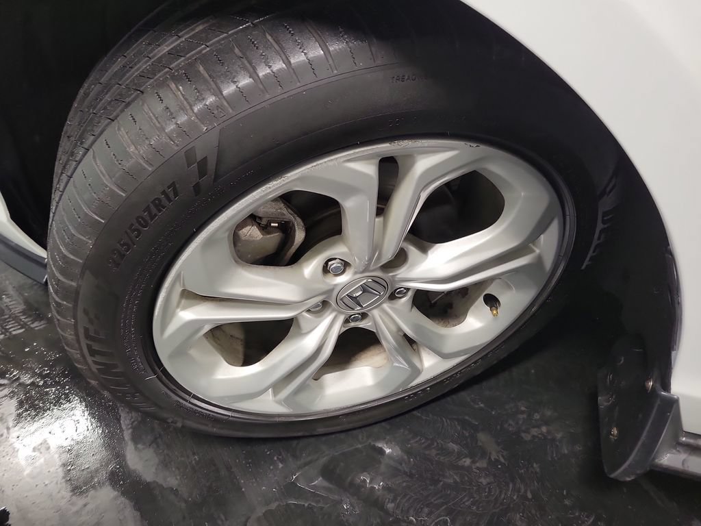 Used 2024 Honda Accord LX image 13