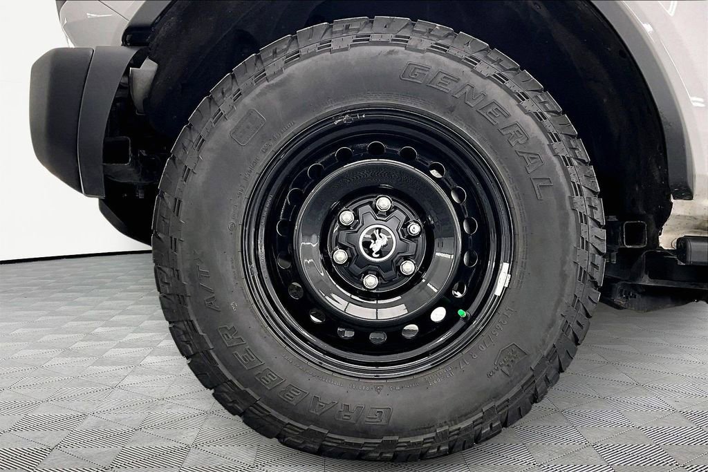 Certified 2023 Ford Bronco Black Diamond image 9