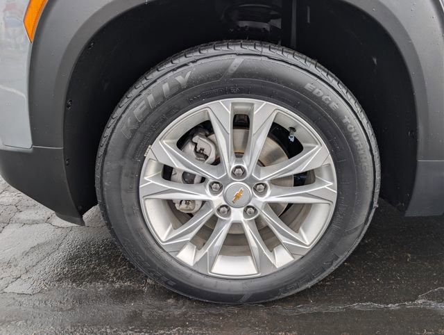Used 2023 Chevrolet TrailBlazer LS image 26