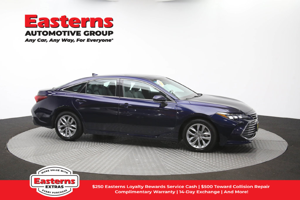 Used 2022 Toyota Avalon XLE w/ Moonroof Package FWD image 49