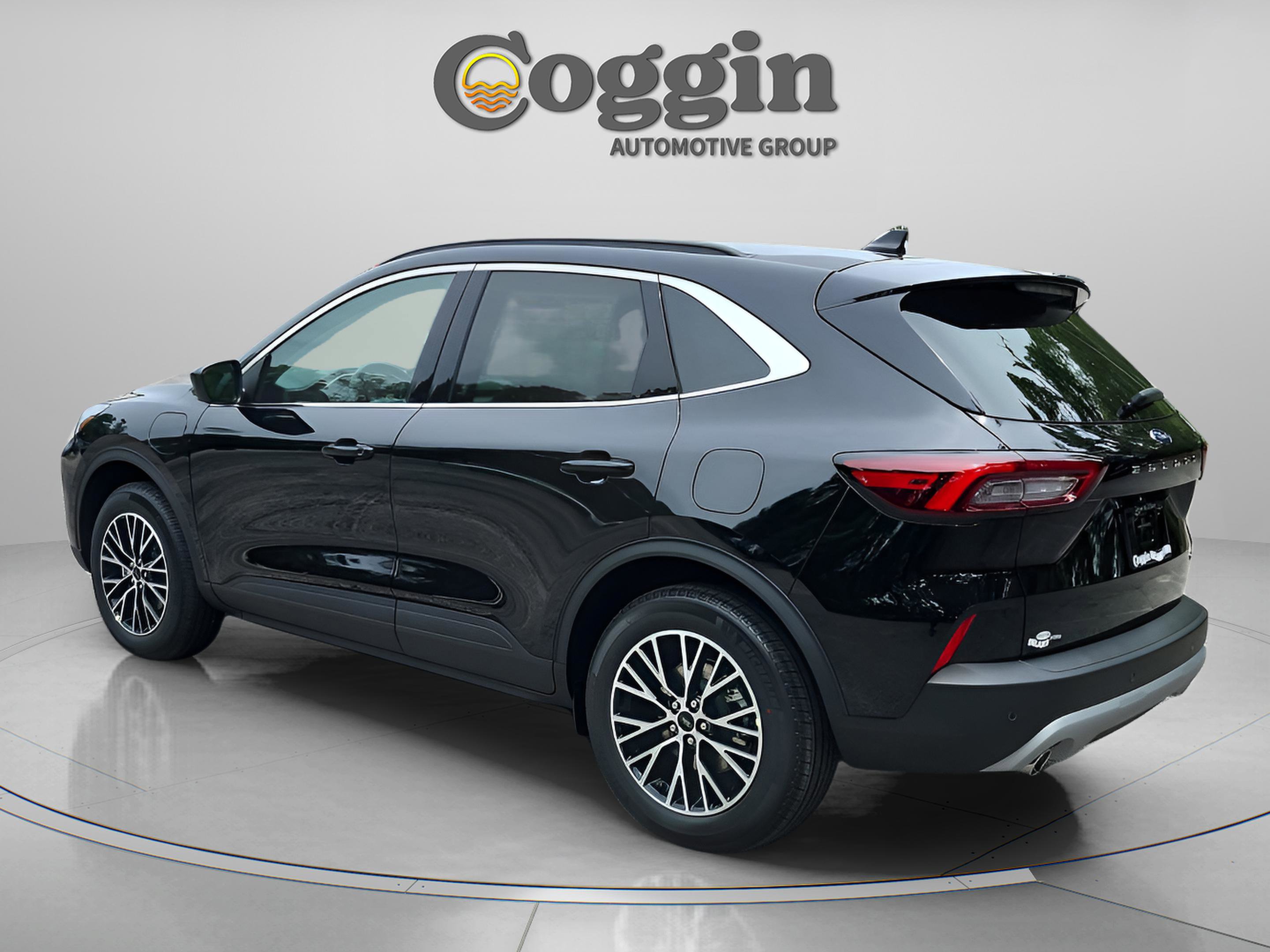 New 2025 Ford Escape SE image 3